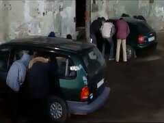 Fragile ragazza con video porno italiani con animali piccolo tette passionately giostre su pisyuna hahalya andare