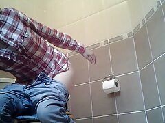 Ha dato alla film porno mature italiani casa in estate con un pollo e il primo giorno lo ha criticato nel culo